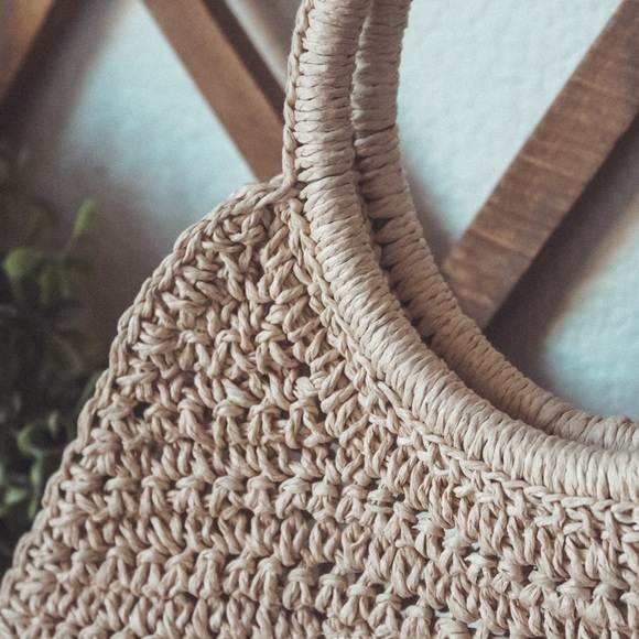 Vintage Raffia bag with one zipper pouch - Picture 2 of 6